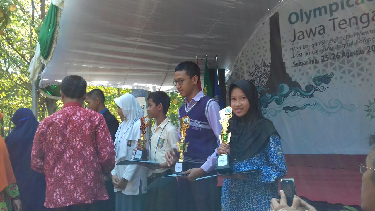 SMP Muhammadiyah PK Solo Borong Piala pada Olimpicad 2017