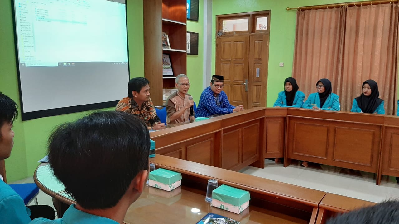 Seperti Apa Kesan Mahasiswa UMS saat PLP di SMP Muhammadiyah PK Solo